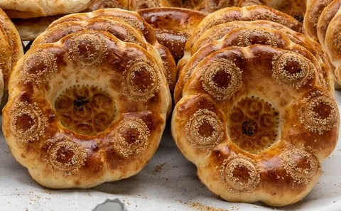 تصویر 4 از قیمت کلوچه لاهیجان موزی + خرید باور نکردنی